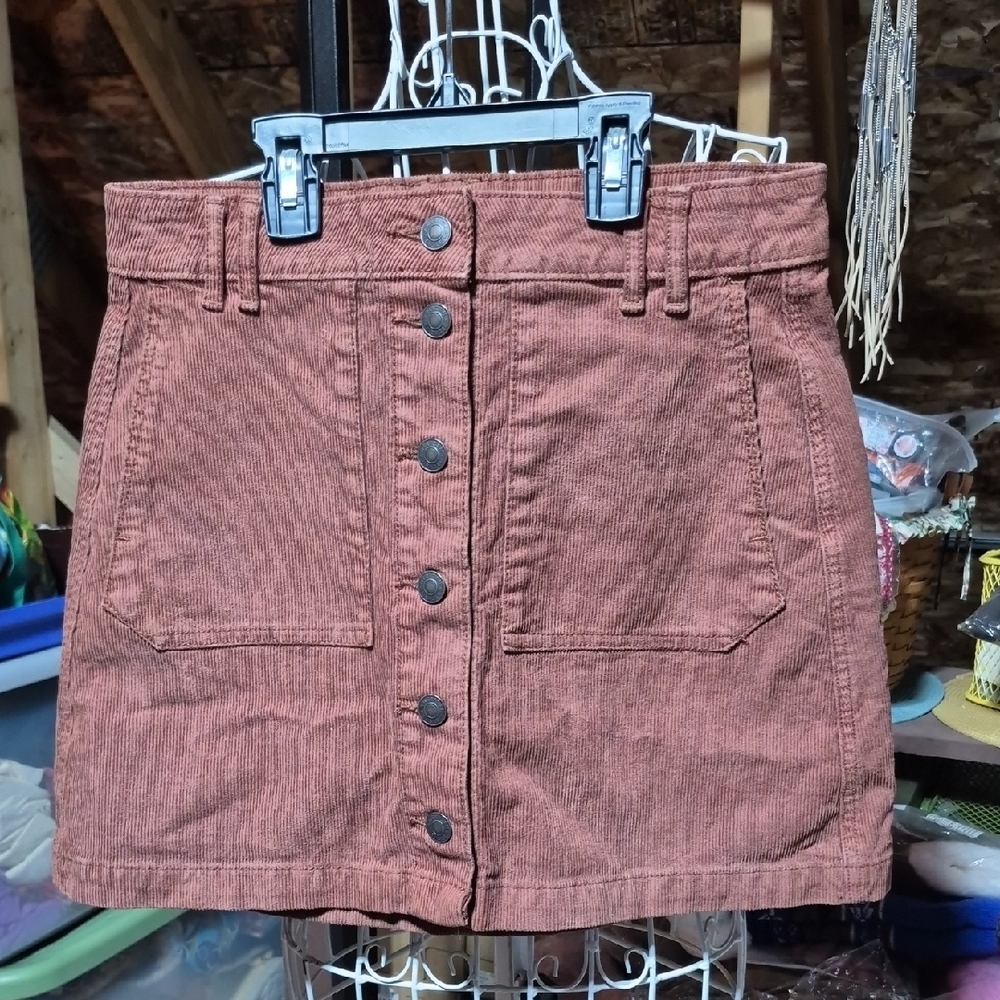 American Eagle Outfitters Button-Front Mini Skirt in Rust